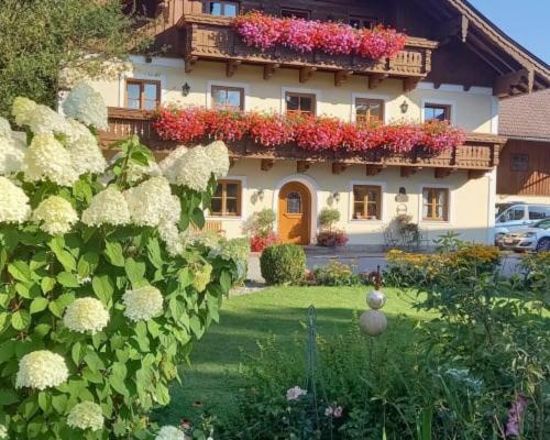 Unterwoehrlehen Apartment Faistenau Exterior photo